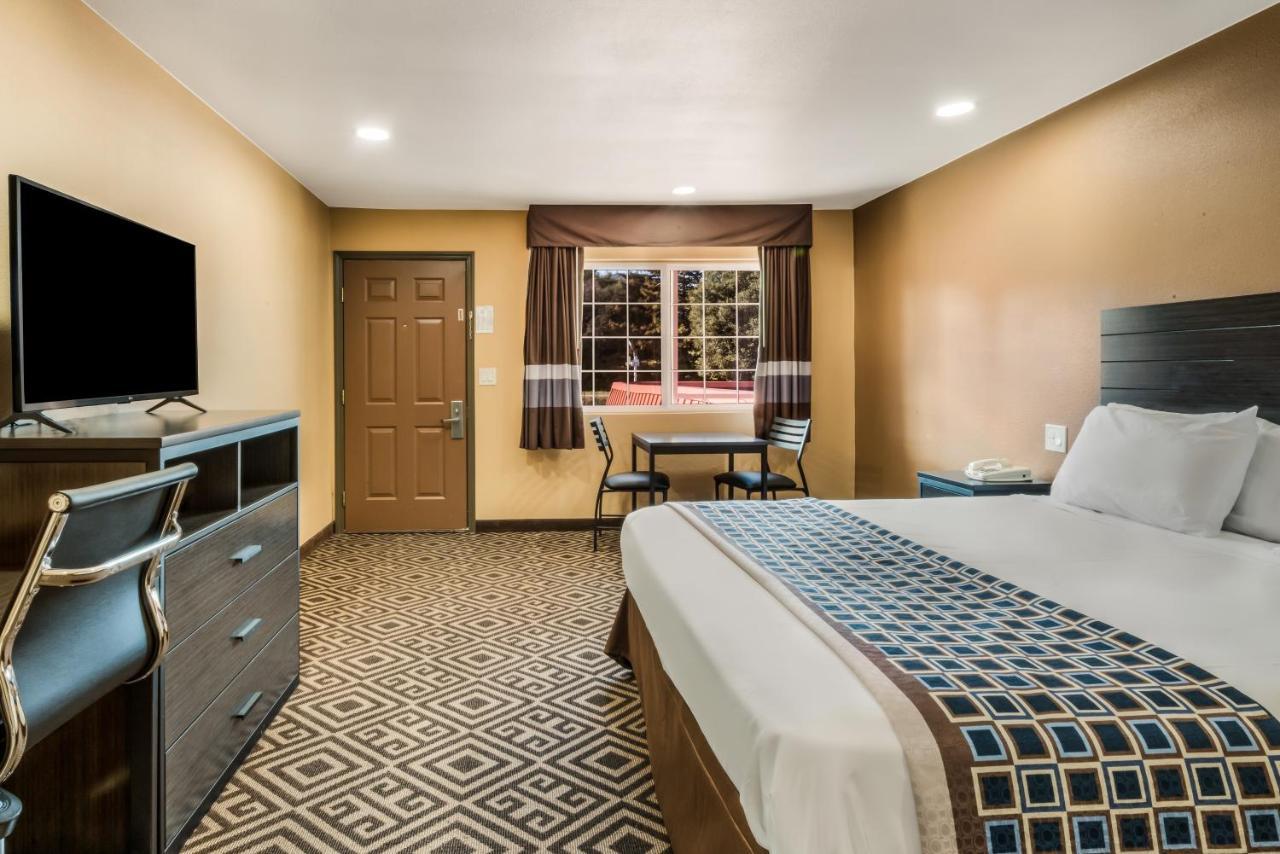 Americas Best Value Inn - Юкайа Екстер'єр фото
