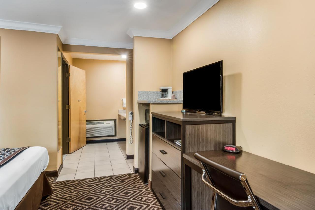 Americas Best Value Inn - Юкайа Екстер'єр фото