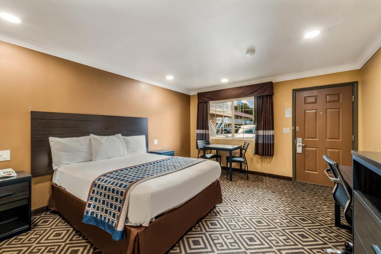 Americas Best Value Inn - Юкайа Екстер'єр фото