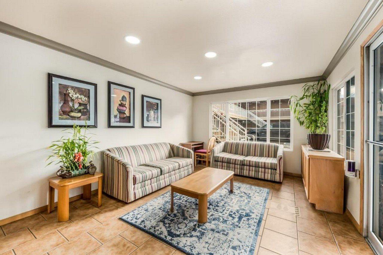 Americas Best Value Inn - Юкайа Екстер'єр фото
