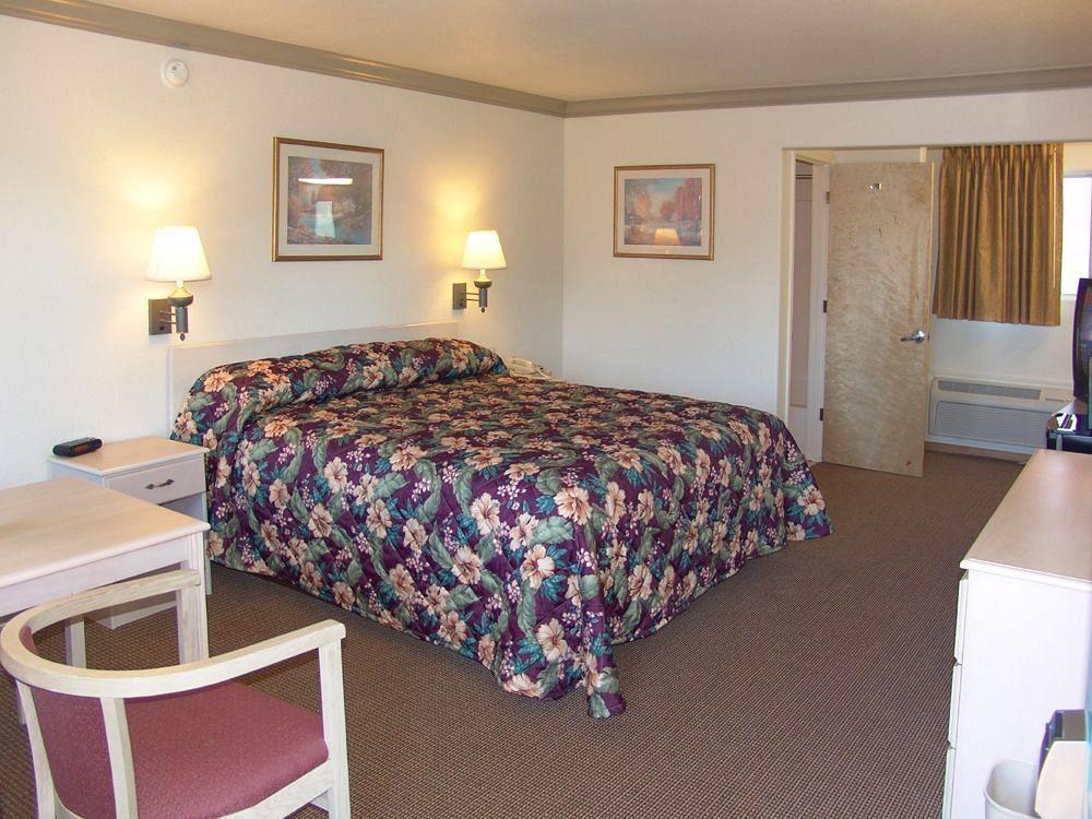 Americas Best Value Inn - Юкайа Екстер'єр фото