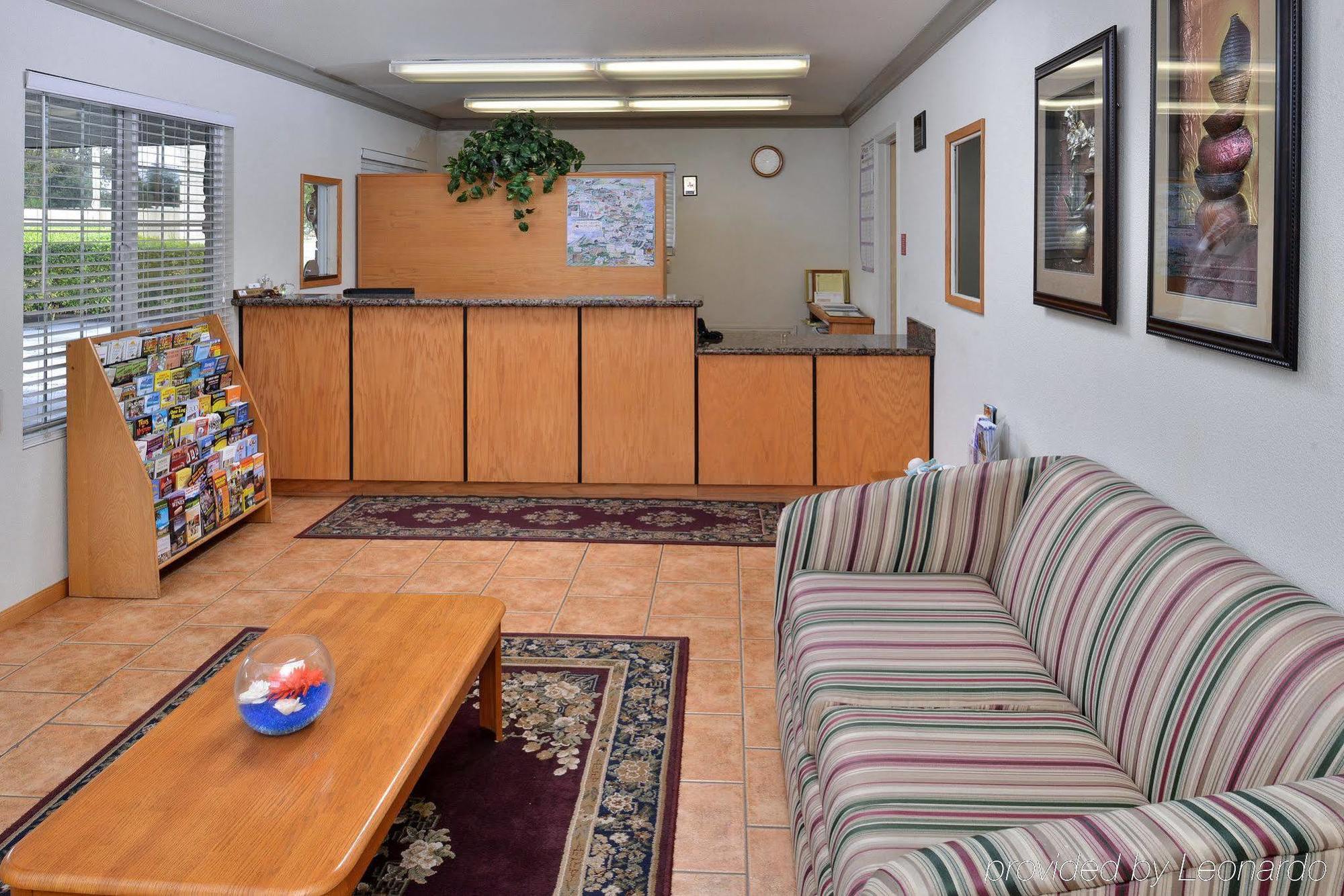 Americas Best Value Inn - Юкайа Екстер'єр фото