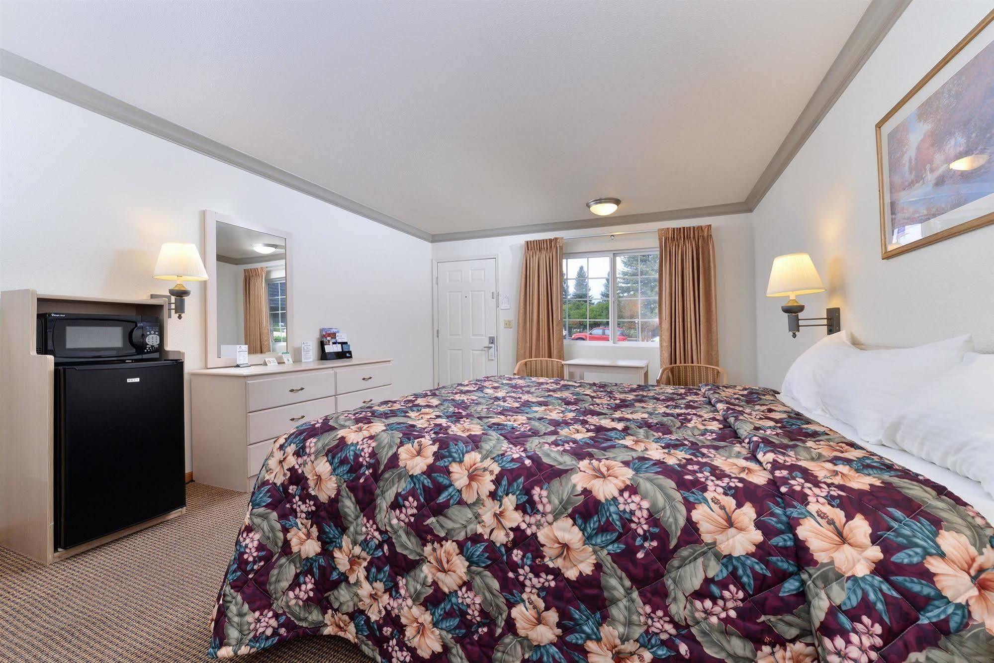 Americas Best Value Inn - Юкайа Екстер'єр фото